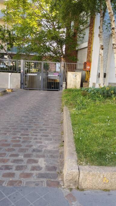 Joli Appart A 10 Minutes De Paris En Metro - Parking Offert Saint-Ouen  Kültér fotó